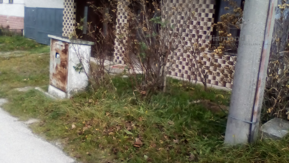 NA PREDAJ RODINNÝ DOM, Cerová