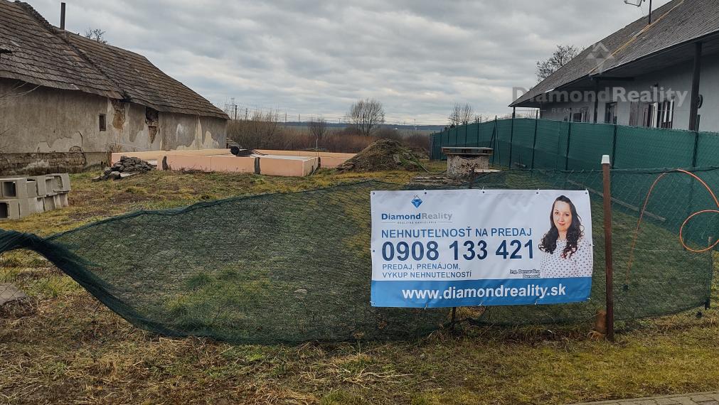 Nová cena!Na predaj stavebný pozemok so základmi, sieťami, projektovou dokumentáciou, základmi Veľký Ďur