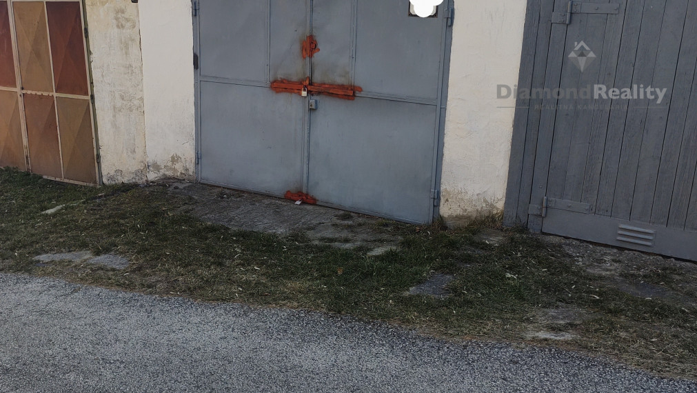 Na predaj murovaná garáž Nitra