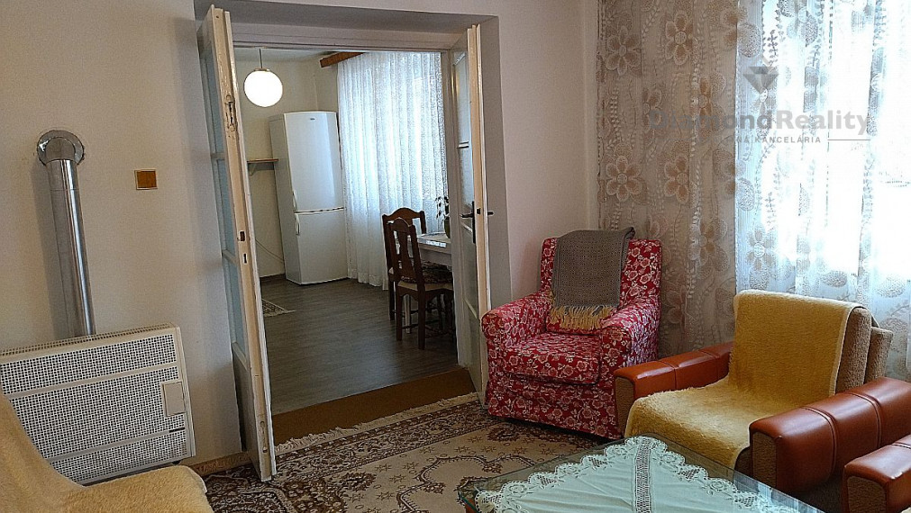Na prenájom veľký pekný 2 izbový svetlý byt, ulica Slovenská, Trnava.