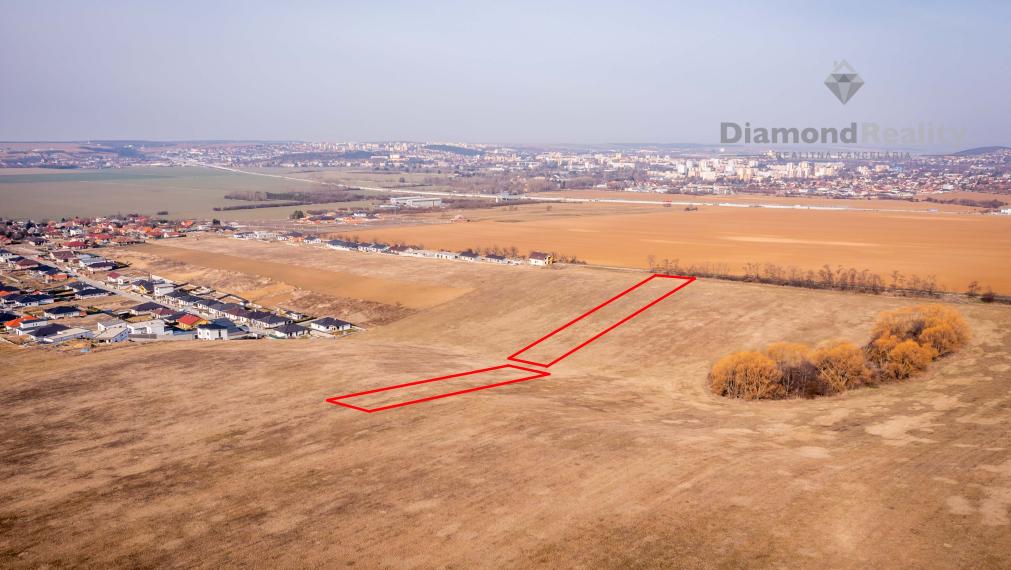 REZERVOVANÉ!Skvelá investícia!Na predaj pozemok Nitra - Janíkovce v podiele 1/1