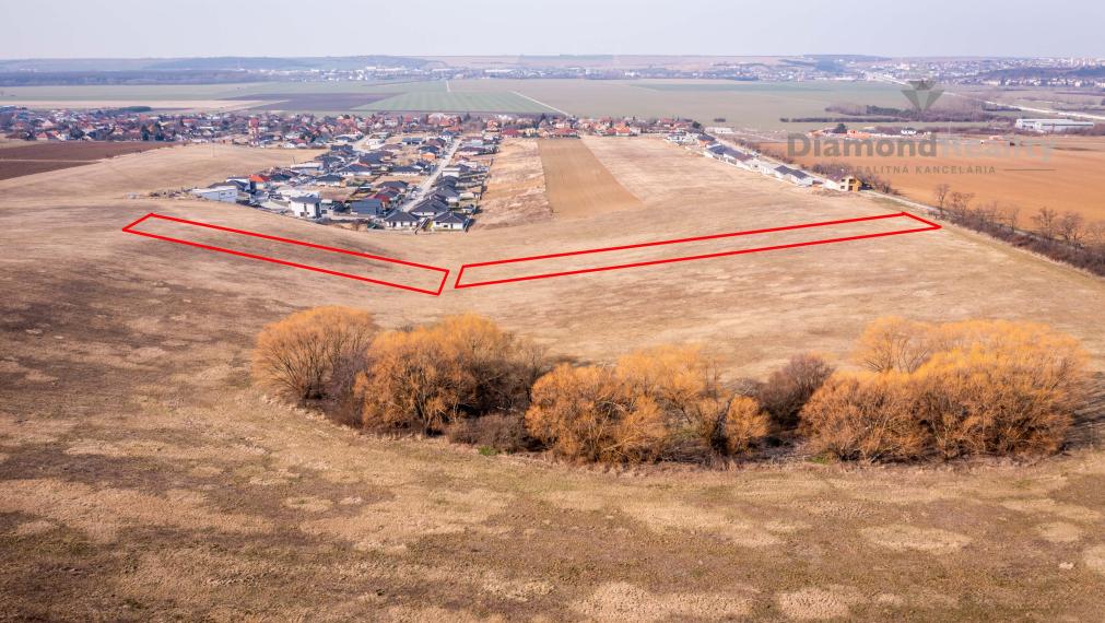 REZERVOVANÉ!Skvelá investícia!Na predaj pozemok Nitra - Janíkovce v podiele 1/1