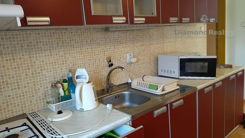 Na prenájom pekný zariadený 2 izbový rodinný dom, Kopánka, Trnava