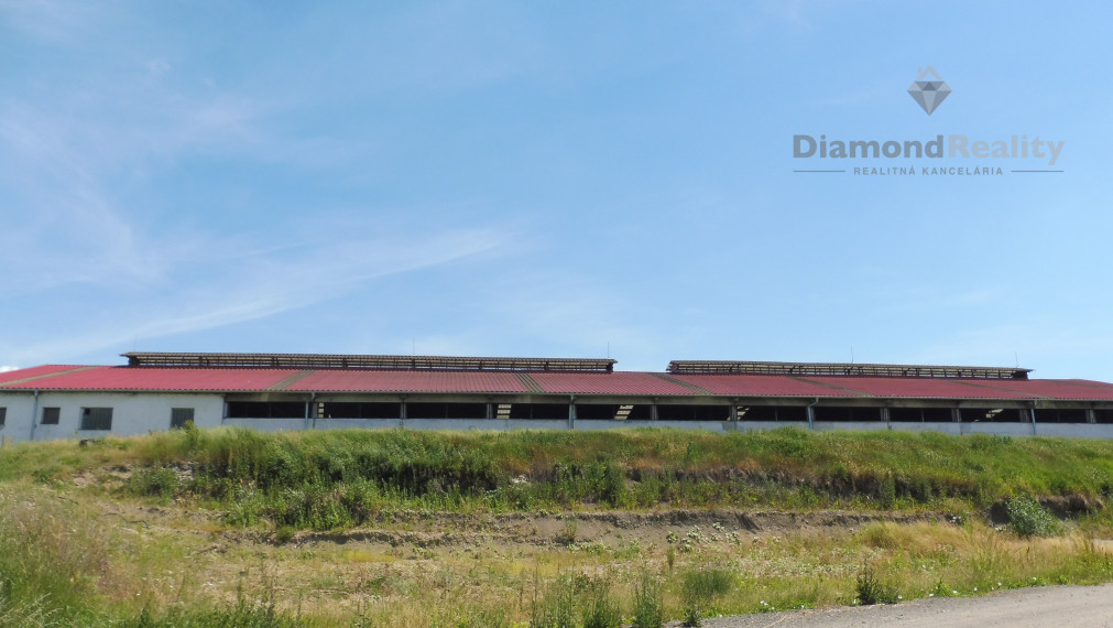 Na predaj  poľnohospodársky objekt a pozemok 4.178 m2, Rozhanovce