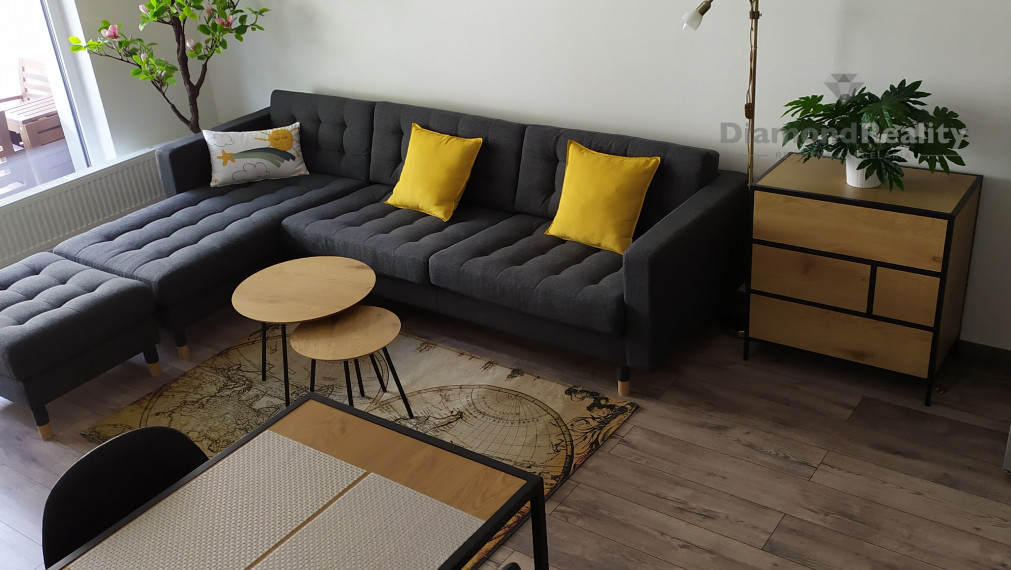 Prenajaté!Na prenájom 2 izbový byt Nitra centrum - rezidencia Tabáň