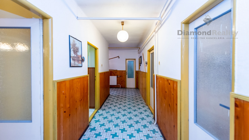 NA PREDAJ DVOJGENERAČNÝ RODINNÝ DOM V OBCI KOŠICKÉ OĽŠANY