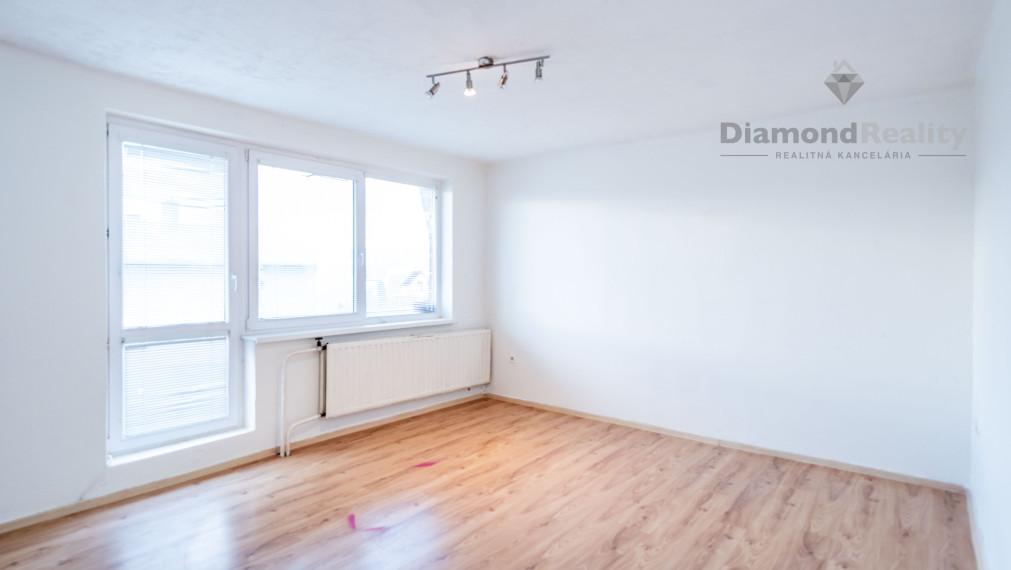 NA PREDAJ DVOJGENERAČNÝ RODINNÝ DOM V OBCI KOŠICKÉ OĽŠANY