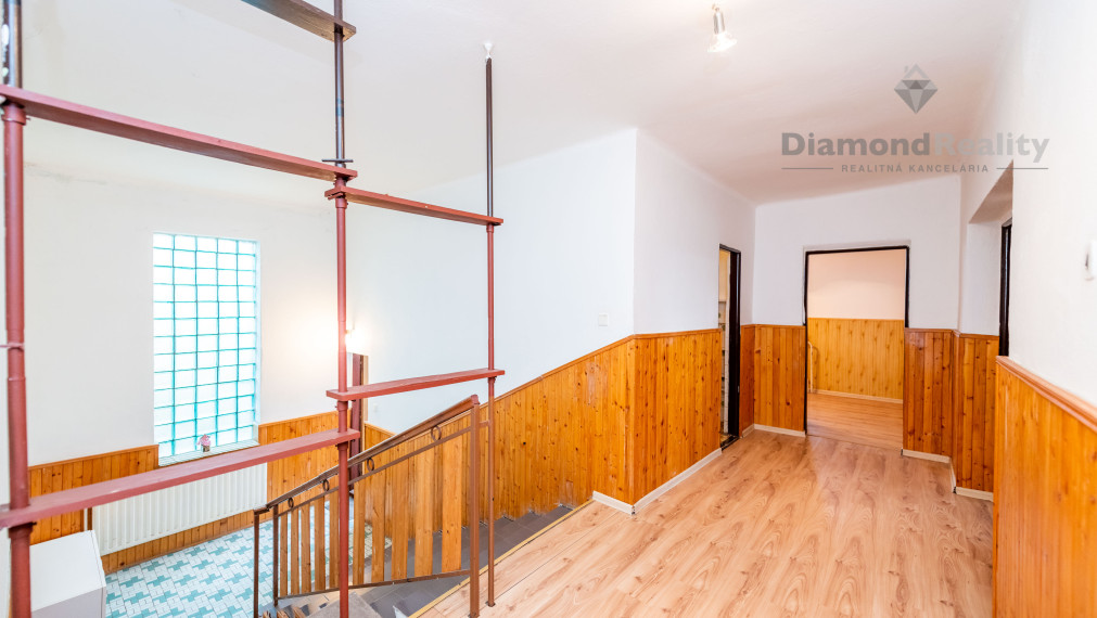 NA PREDAJ DVOJGENERAČNÝ RODINNÝ DOM V OBCI KOŠICKÉ OĽŠANY