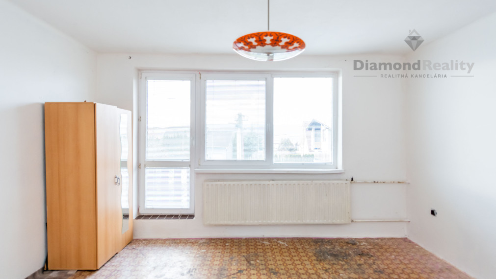 NA PREDAJ DVOJGENERAČNÝ RODINNÝ DOM V OBCI KOŠICKÉ OĽŠANY