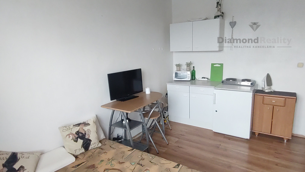Na prenájom garsónka Nitra Chrenová
