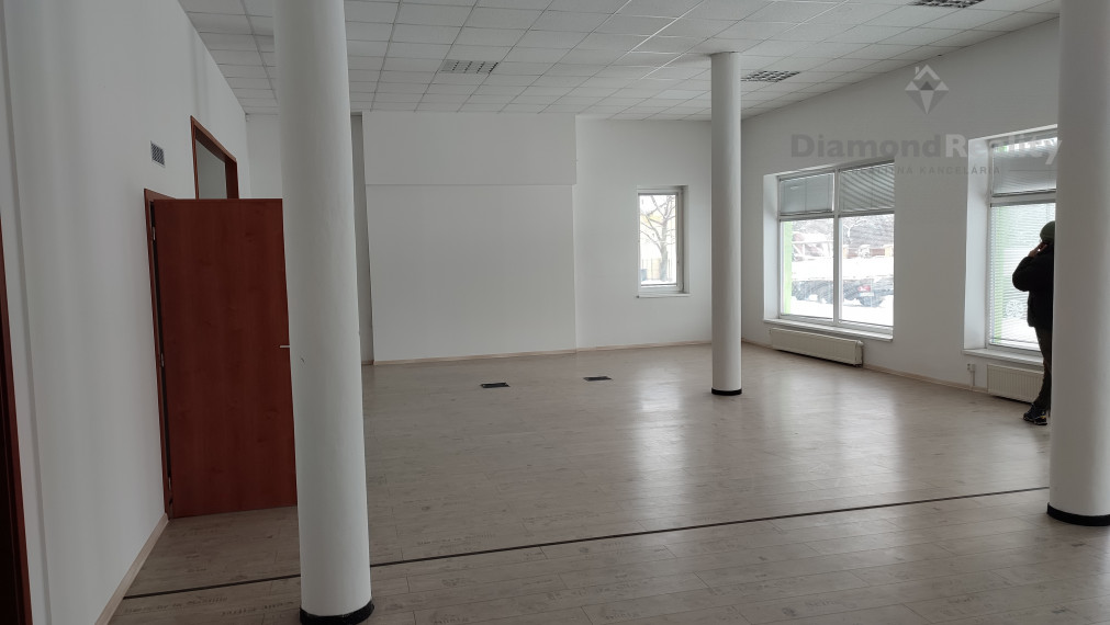 Na prenájom obchodný priestor na ulci Osloboditeľov, Košice- Barca