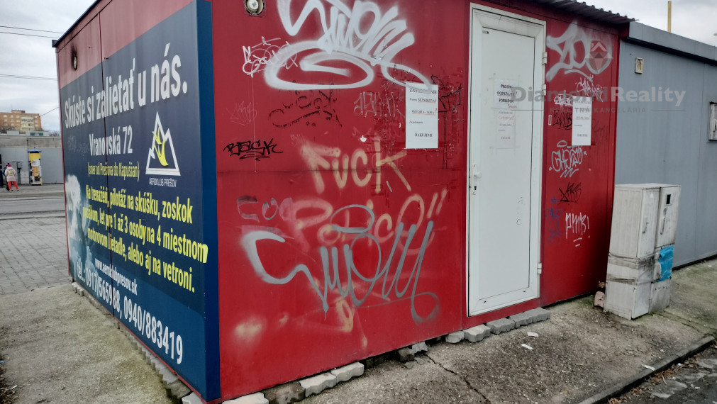 Na predaj  stánok  vhodný aj ako zahraný domček