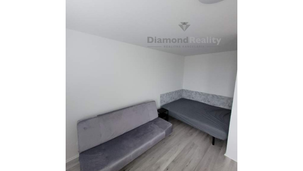 Na prenájom pekný 1 izbový byt, ulica Clementisova, Trnava.