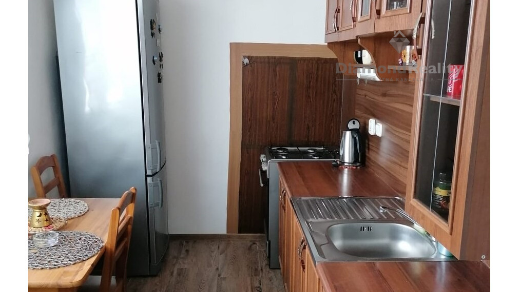 Na prenájom 1 izbový byt s balkónom, Nitrianska, Hlohovec.