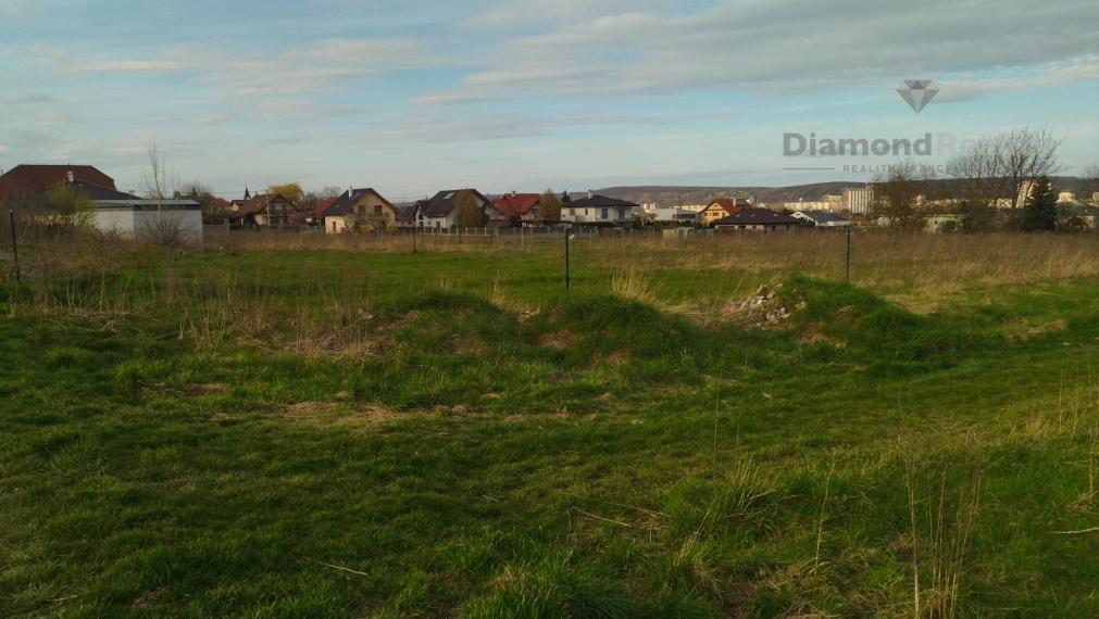 Ponúkam na predaj pozemky mestskej časti Barca