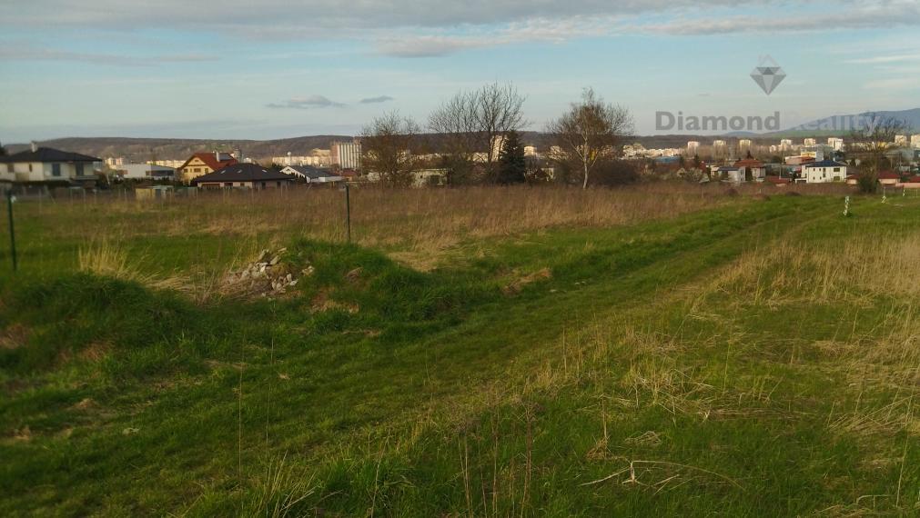 Ponúkam na predaj pozemky mestskej časti Barca