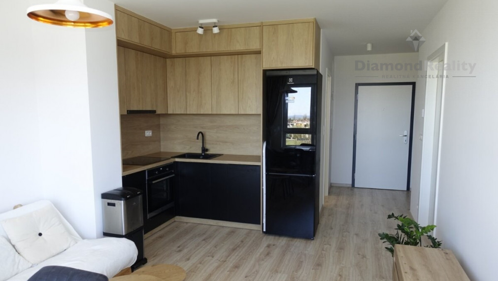 Na prenájom moderný 2 izbový byt s terasou, Arboria, Veterná, Trnava