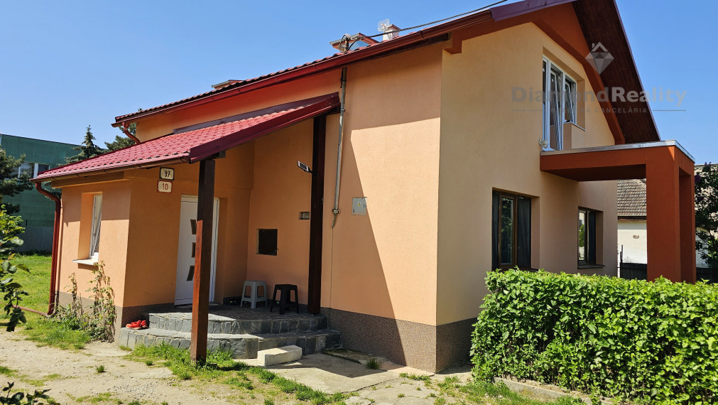 Na predaj 5 izbový rodinný dom v obci Čečejovce, Košice - okolie