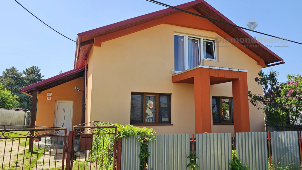 Na predaj 5 izbový rodinný dom v obci Čečejovce, Košice - okolie