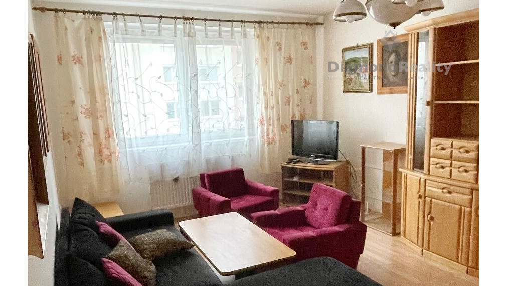 Na prenájom 1 izbový byt Nitra - Zobor