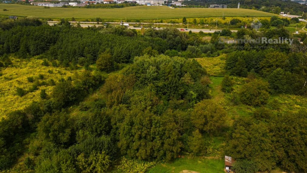 PREDANÉ !!! - Pozemok 1.5 ha pri OPTIME