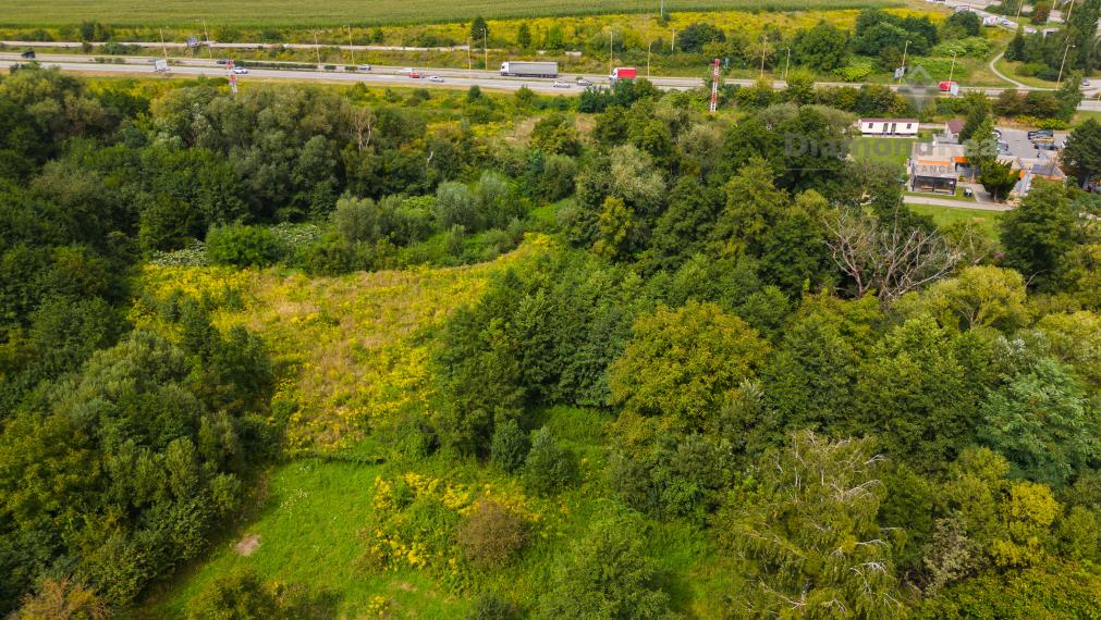 PREDANÉ !!! - Pozemok 1.5 ha pri OPTIME