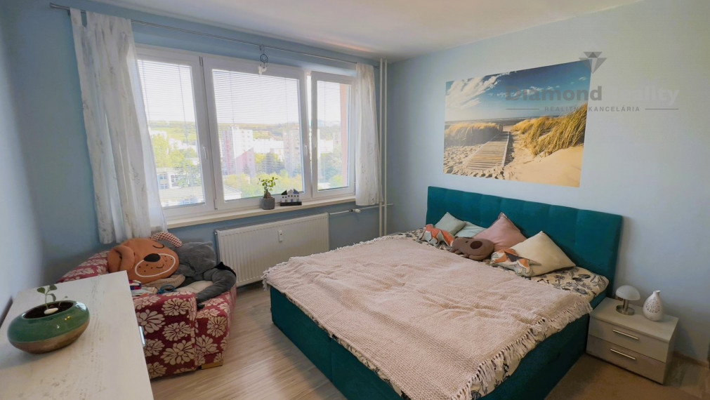 3 IZBOVÝ BYT S BALKÓNOM - 70M2 DETVA - ULICA DOLINKY