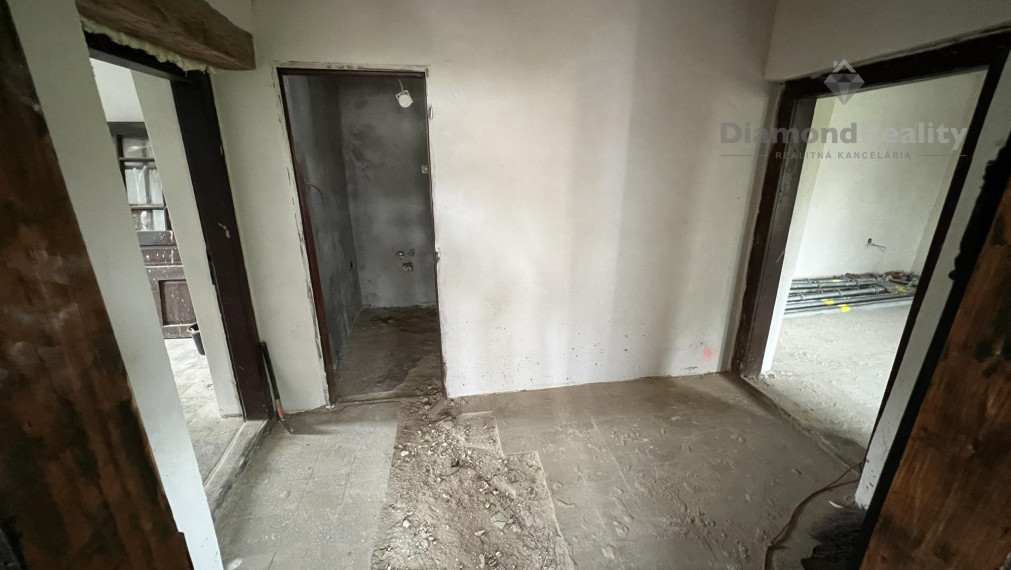 NA PREDAJ GAZDOVSKÝ DOM l MAĎARSKO - GAGYVENDÉGI