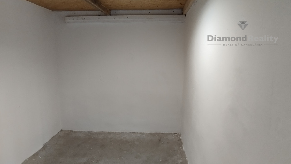 Na prenájom sklad na Strojníckej ul. v Prešove