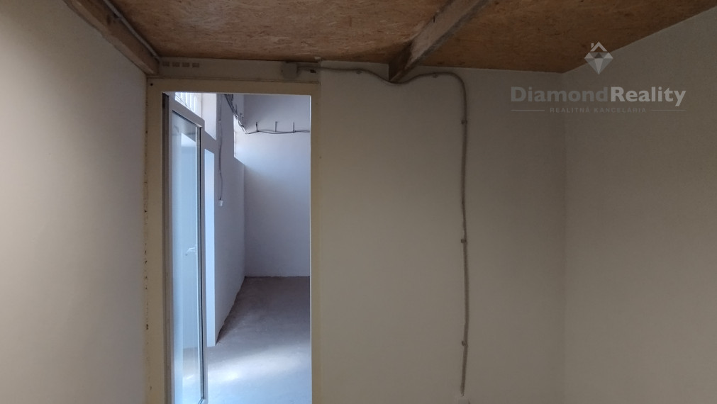 Na prenájom sklad na Strojníckej ul. v Prešove