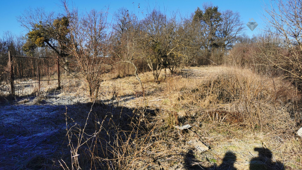 Na predaj  veľký rodinný dvojdom, 22 árový pozemok, obec Olšovany, Košice okolie (15 km od Košíc).
