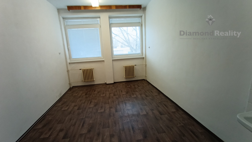 Na prenájom kancelária Nitra - Chrenová