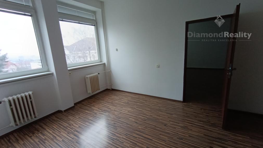 Na prenájom kancelária Nitra - Chrenová