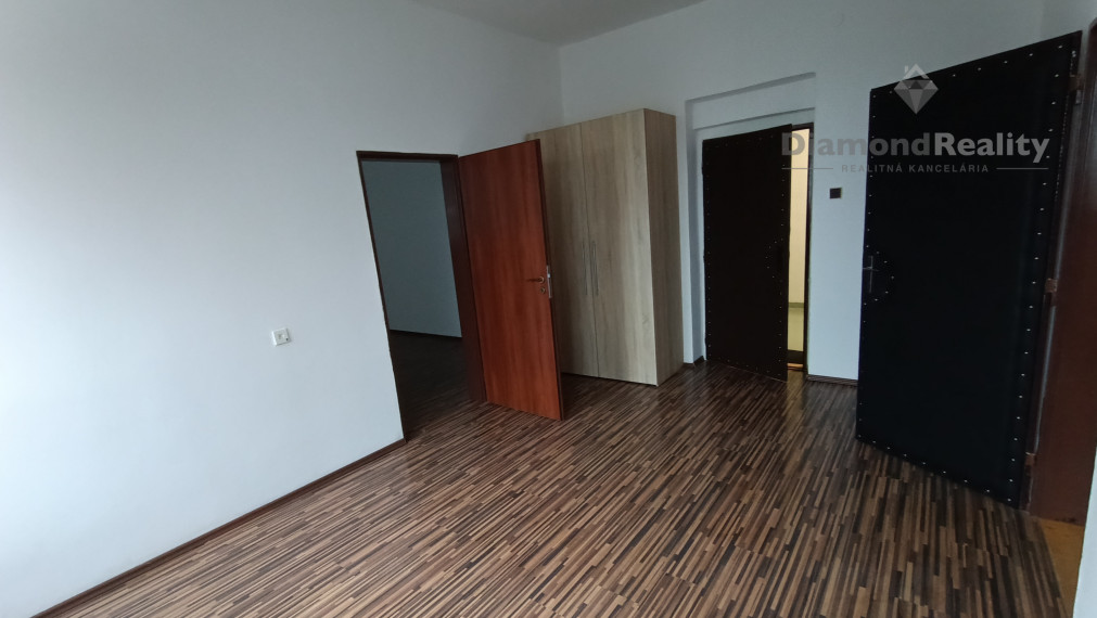 Na prenájom kancelária Nitra - Chrenová