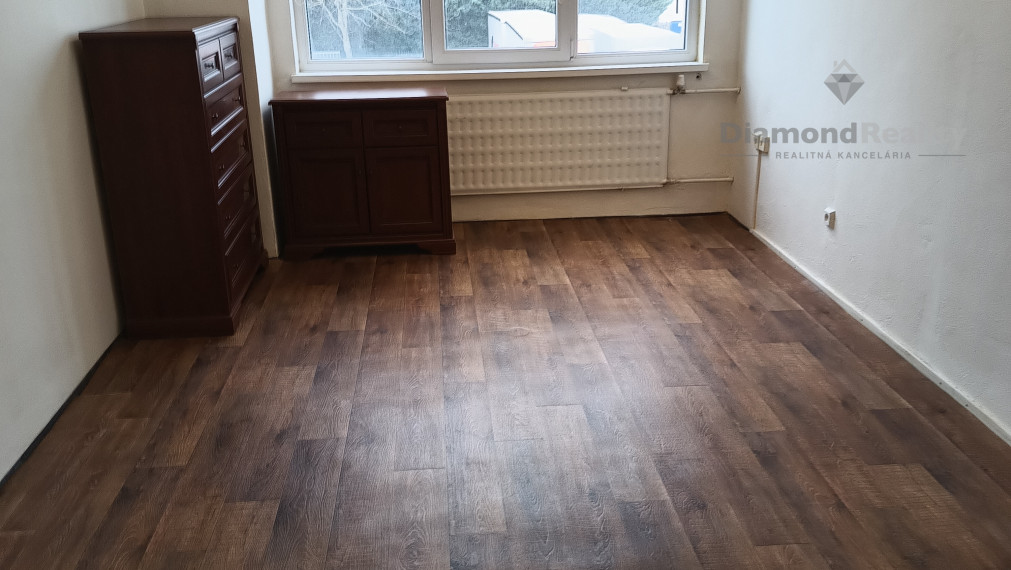 Na prenájom kancelária Nitra - Mlynárce