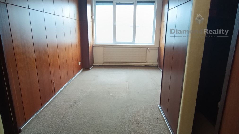 Na prenájom dvojkancelária Nitra - Mlynárce