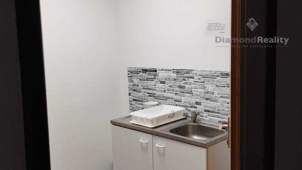 Na prenájom kancelária na Strojníckej ul. v Prešove