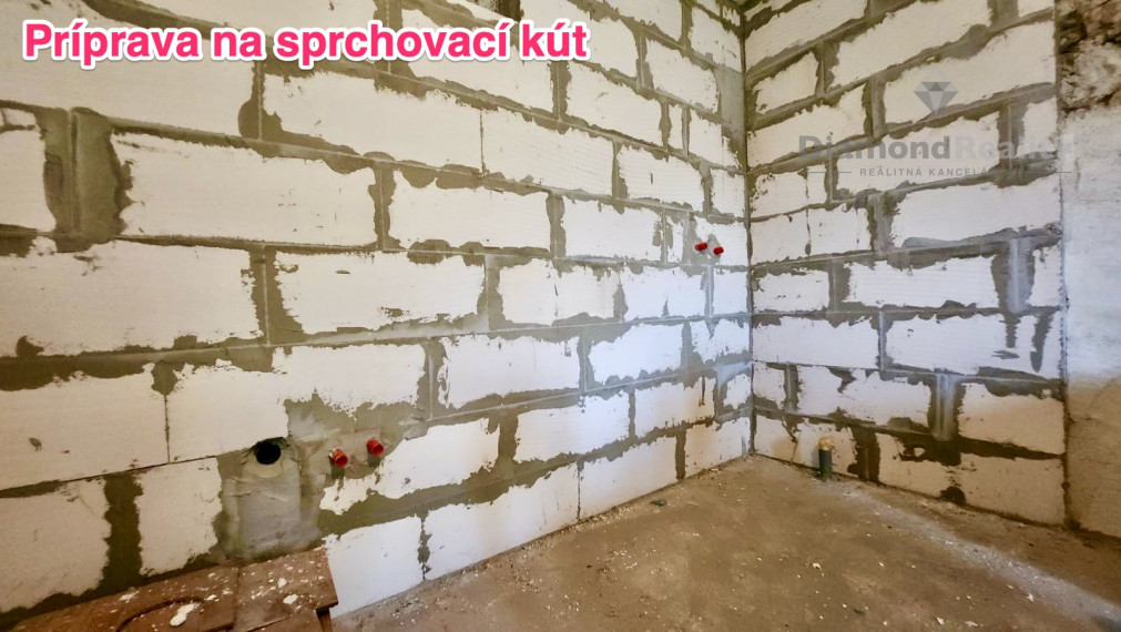 PREDANÉ!!! -  2-IZBOVÝ DOM, FONY MAĎARSKO