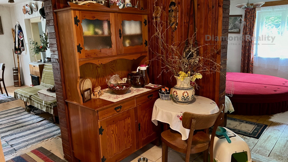 NA PREDAJ RODINNÝ DOM V MALEBNOM PROSTREDÍ, OBEC MATYSOVÁ