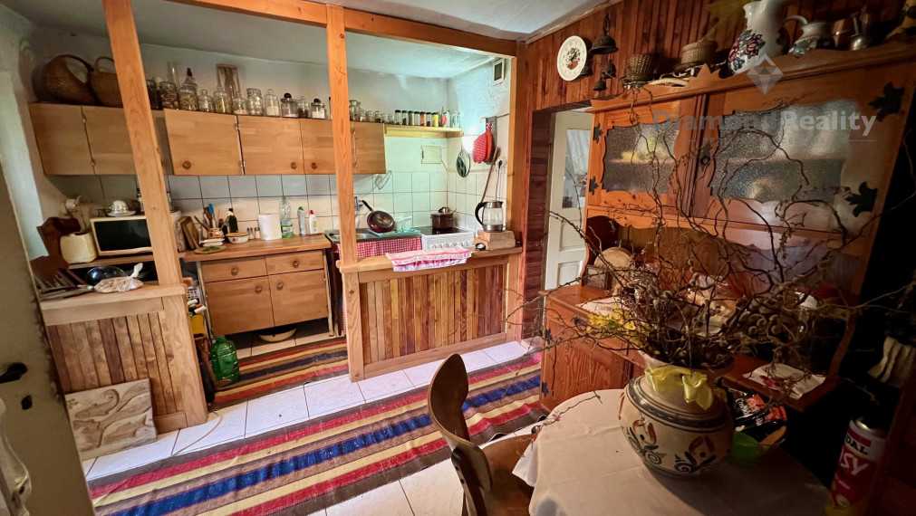 NA PREDAJ RODINNÝ DOM V MALEBNOM PROSTREDÍ, OBEC MATYSOVÁ