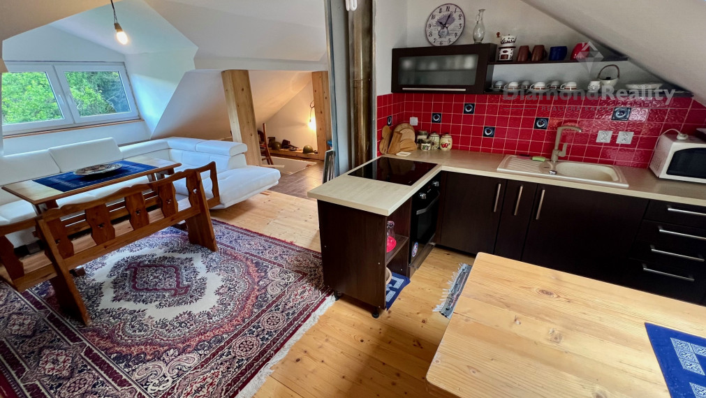 NA PREDAJ RODINNÝ DOM V MALEBNOM PROSTREDÍ, OBEC MATYSOVÁ