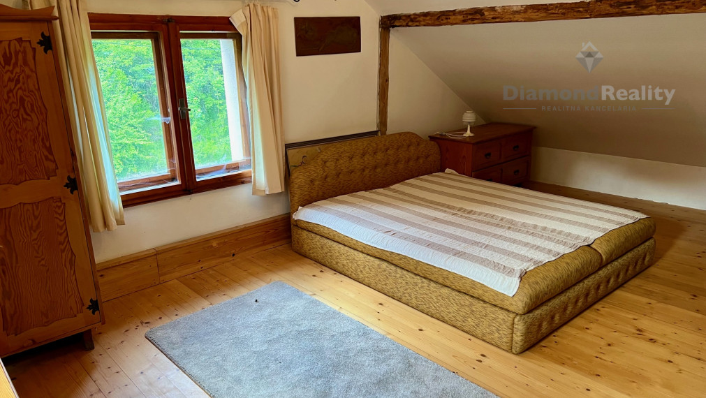 NA PREDAJ RODINNÝ DOM V MALEBNOM PROSTREDÍ, OBEC MATYSOVÁ