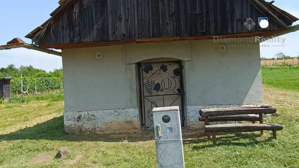 Predané!Na predaj viničný domček Čifáre