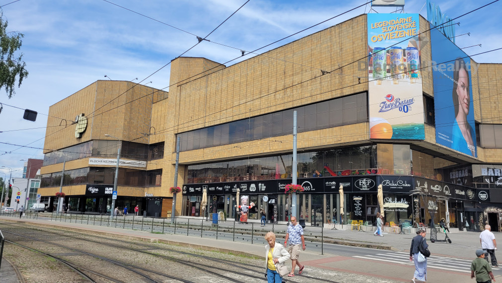 Na prenájom obchodné priestory v OD Dargov Košice