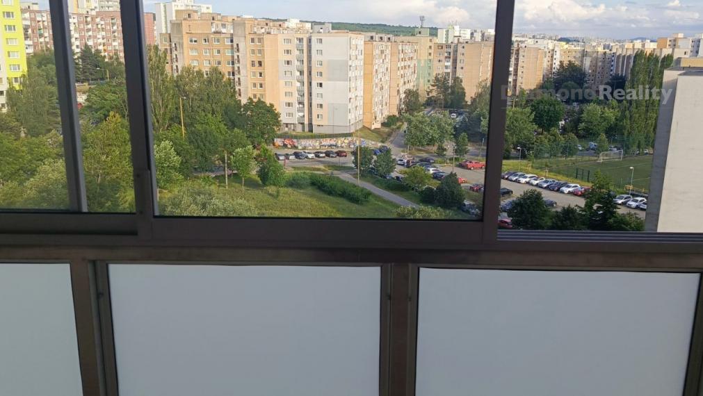 Na prenájom jedná izba