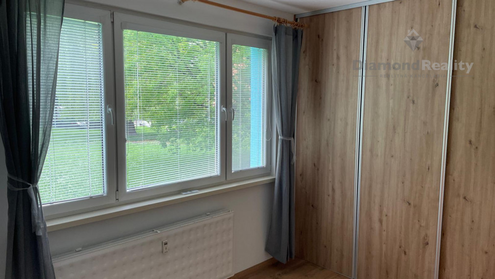 Na prenájom 2 byt na sídlisku lll. po kompletnej rekonštrukcii