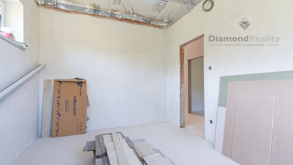 NOVOSTAVBA rodinného domu s veľkým pozemkom, Vyšné Opátske, Košice