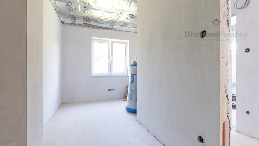 NOVOSTAVBA rodinného domu s veľkým pozemkom, Vyšné Opátske, Košice