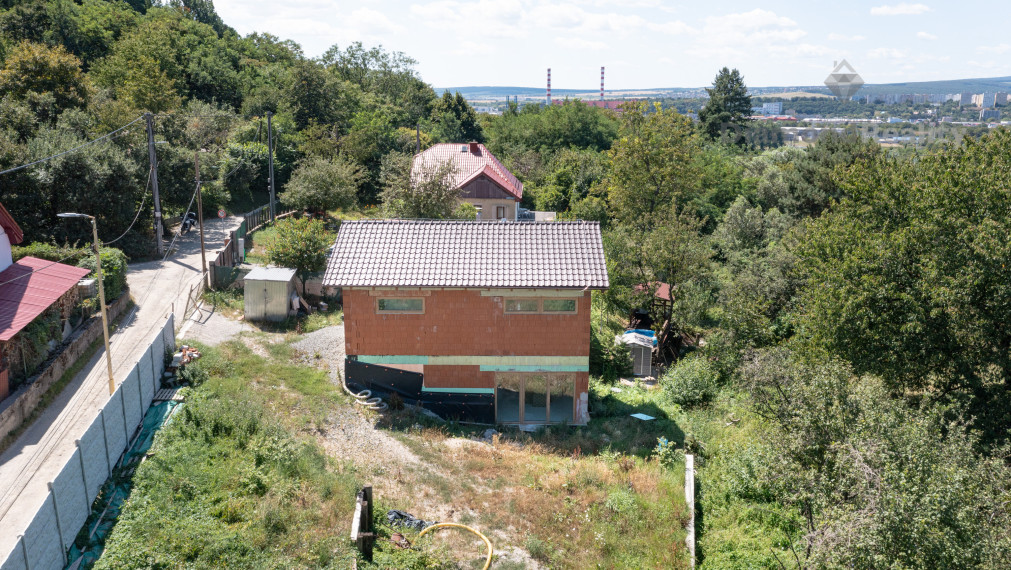 NOVOSTAVBA rodinného domu s veľkým pozemkom, Vyšné Opátske, Košice