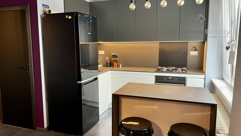 Na prenájom 2 izbový byt, Komenského ulica, Košice - Sever